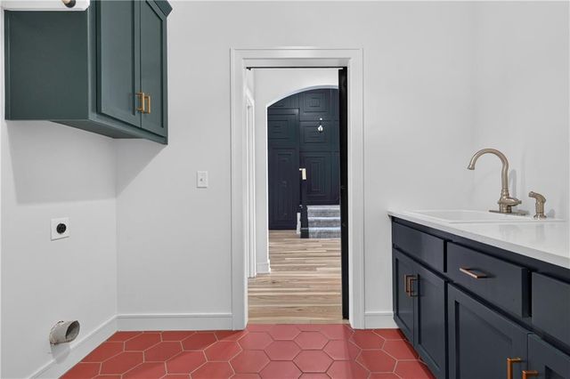 12318 W 169th Terrace, Overland Park, KS 66221