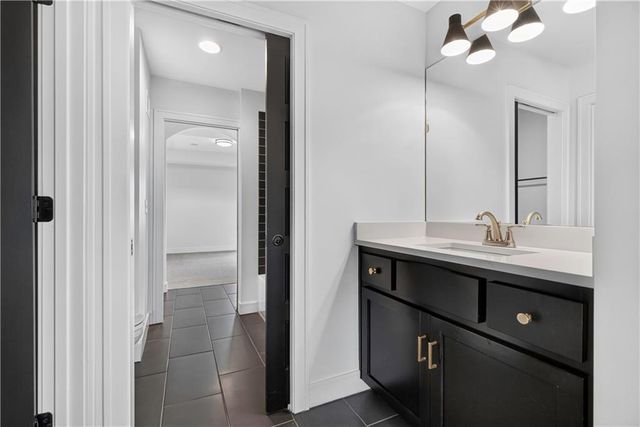12318 W 169th Terrace, Overland Park, KS 66221