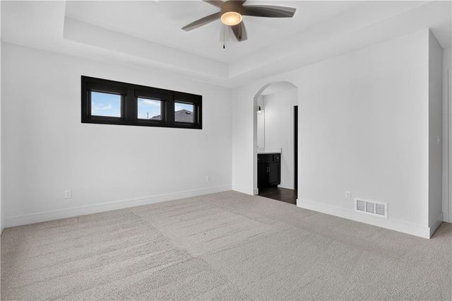 12318 W 169th Terrace, Overland Park, KS 66221