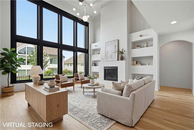 12318 W 169th Terrace, Overland Park, KS 66221