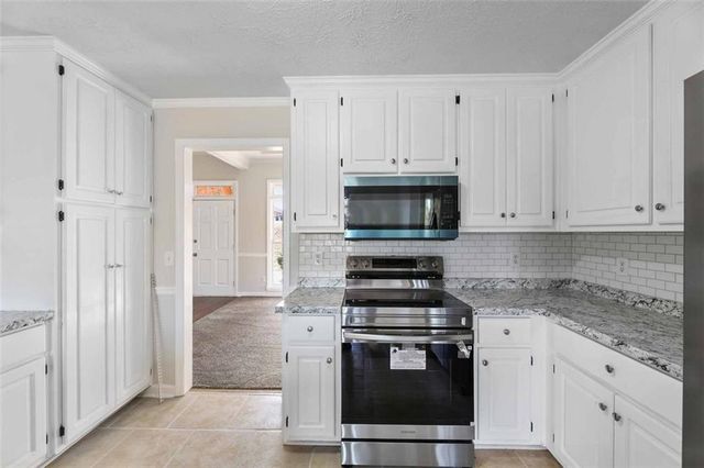 7988 WESTLAKE Drive, Midland, GA 31820