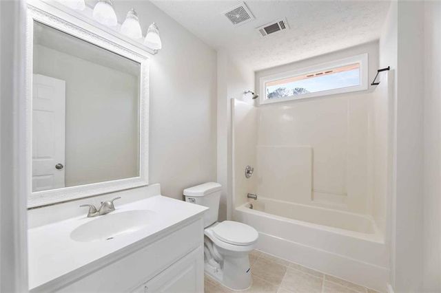 7988 WESTLAKE Drive, Midland, GA 31820