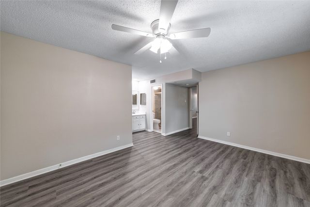 2719 Creek Wood Court, Carrollton, TX 75006