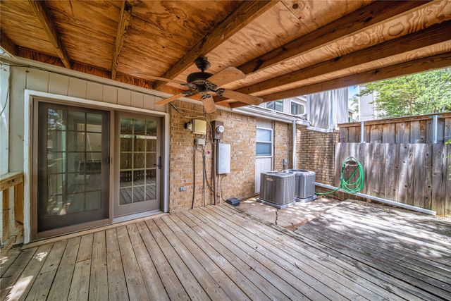 2719 Creek Wood Court, Carrollton, TX 75006