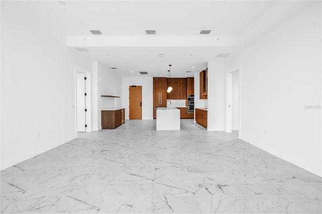 777 3RD AVENUE N 1704, St Petersburg, FL 33701