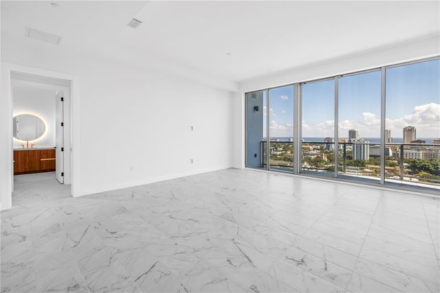 777 3RD AVENUE N 1704, St Petersburg, FL 33701
