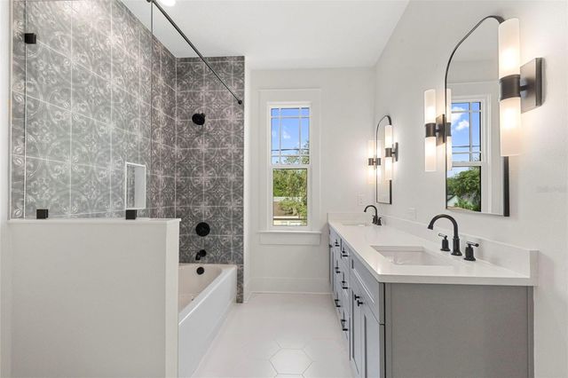 1224 E CHELSEA STREET, Tampa, FL 33603