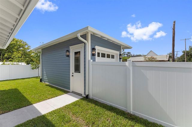 1224 E CHELSEA STREET, Tampa, FL 33603