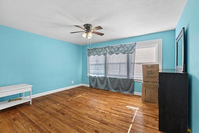 3520 Longwood Avenue, Kansas City, KS 66104