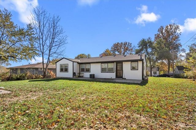 3520 Longwood Avenue, Kansas City, KS 66104