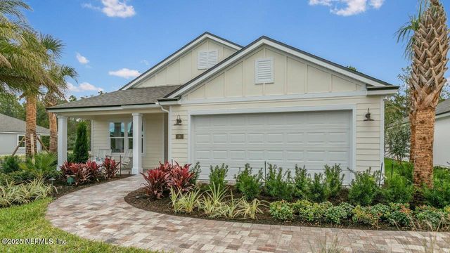 35 GREEN Circle, Palm Coast, FL 32164