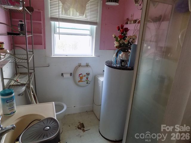 415 S Maple Street S, Dallas, NC 28034