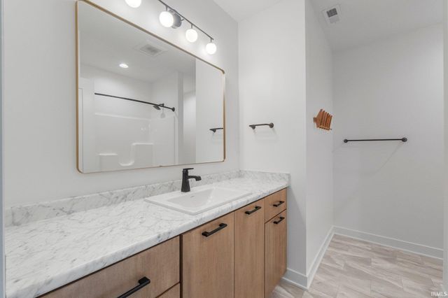 626 Gatcombe Run, Fort Wayne, IN 46845