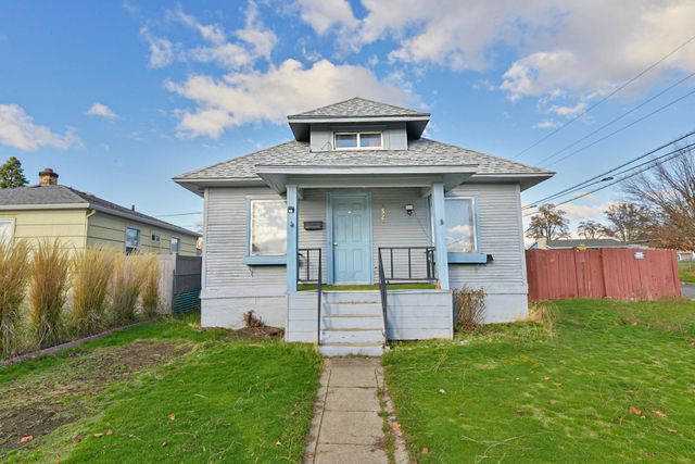1329 E Gordon Ave, Spokane, WA 99207