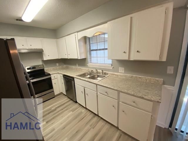 300 Robinson Loop, Richmond Hill, GA 31324