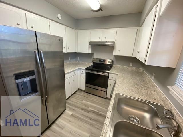 300 Robinson Loop, Richmond Hill, GA 31324