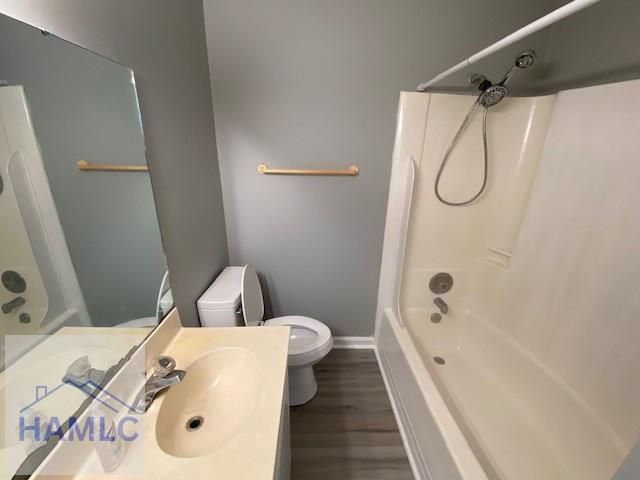 300 Robinson Loop, Richmond Hill, GA 31324