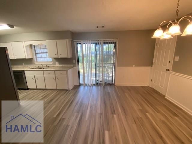 300 Robinson Loop, Richmond Hill, GA 31324