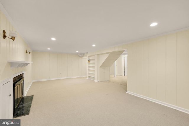 5731 BRADLEY BLVD, Bethesda, MD 20814