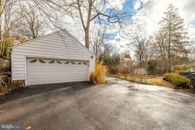 5731 BRADLEY BLVD, Bethesda, MD 20814