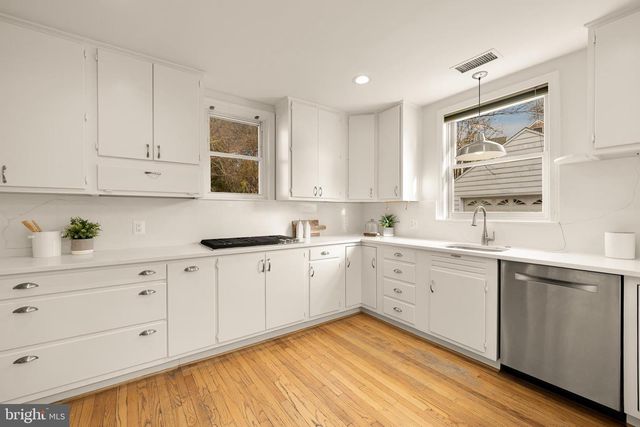 5731 BRADLEY BLVD, Bethesda, MD 20814