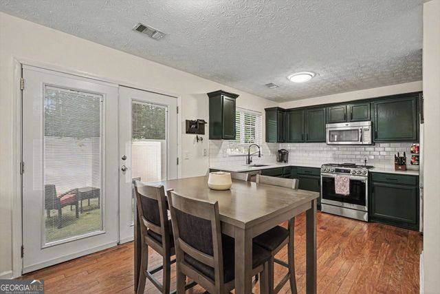 321 Windcroft Lane NW, Acworth, GA 30101