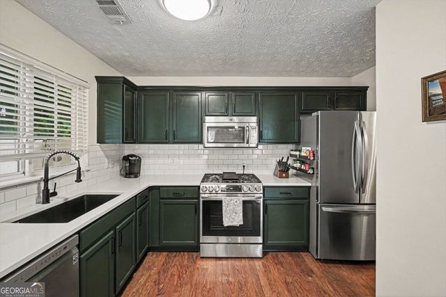 321 Windcroft Lane NW, Acworth, GA 30101