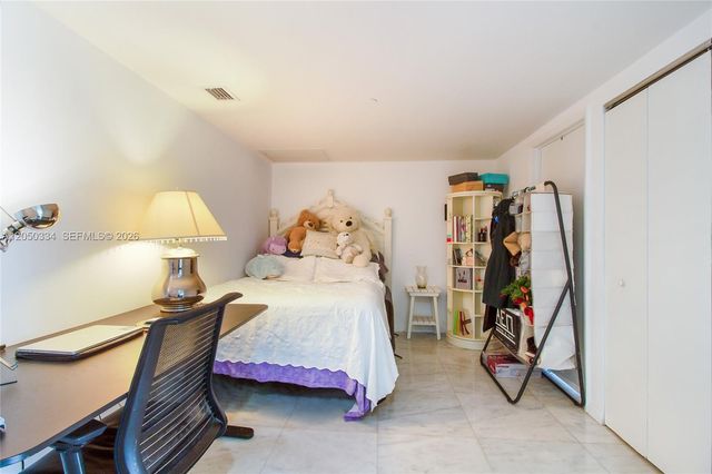 495 Brickell Ave 3803, Miami, FL 33131