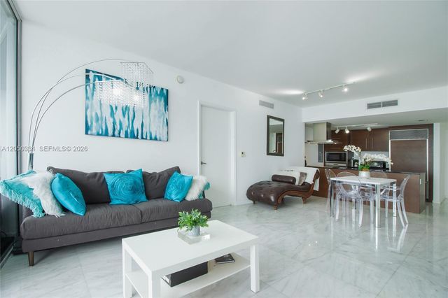 495 Brickell Ave 3803, Miami, FL 33131