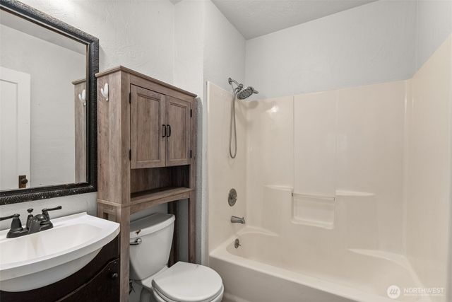 499 SW Chehalis Avenue, Chehalis, WA 98532