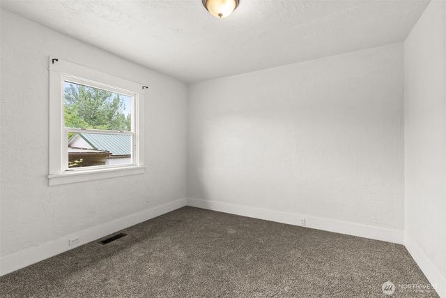 499 SW Chehalis Avenue, Chehalis, WA 98532
