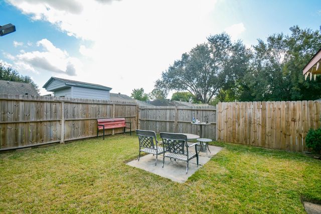 7423 Londres Drive, Houston, TX 77083