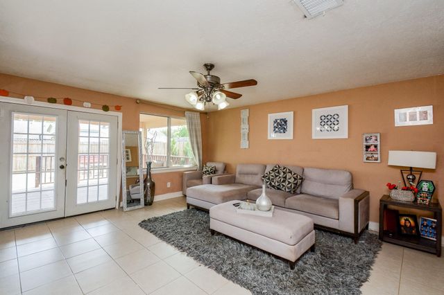 7423 Londres Drive, Houston, TX 77083