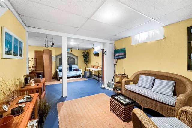 205 Payton Avenue, Warwick, RI 02889