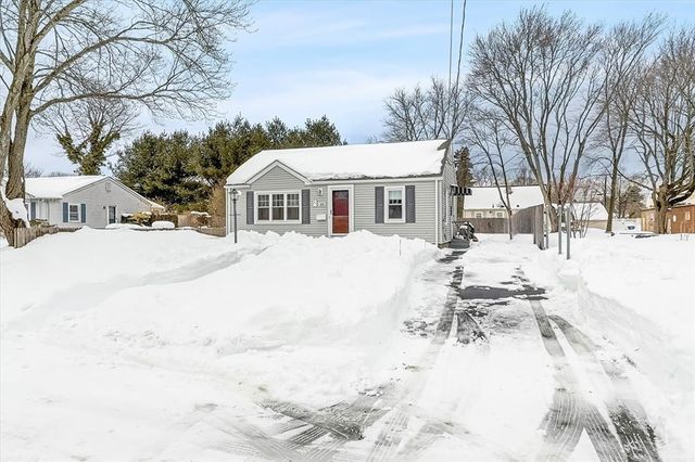 205 Payton Avenue, Warwick, RI 02889