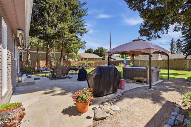 410 W MILL AVE, Coeur D'alene, ID 83814