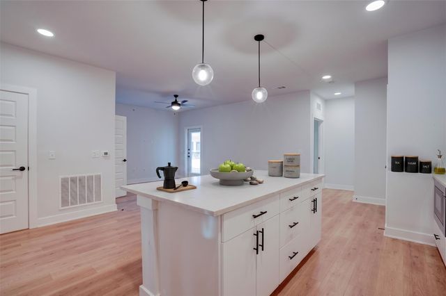 3101 Govalle Ave 113, Austin, TX 78702