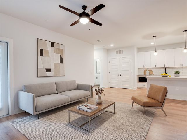 3101 Govalle Ave 113, Austin, TX 78702