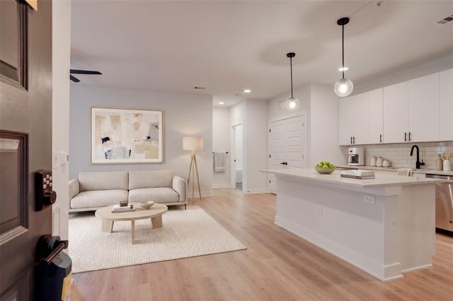3101 Govalle Ave 113, Austin, TX 78702