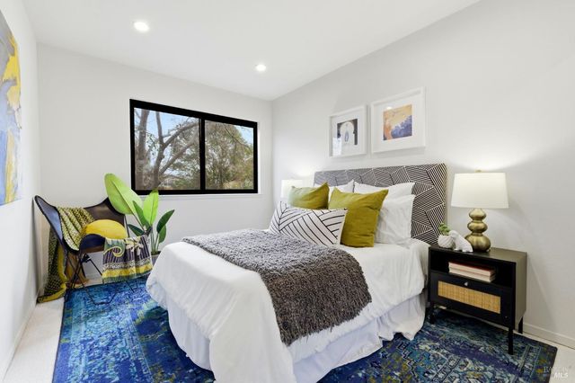 3552 Shelter Creek Dr, Napa, CA 94558