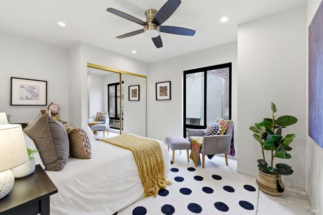 3552 Shelter Creek Dr, Napa, CA 94558