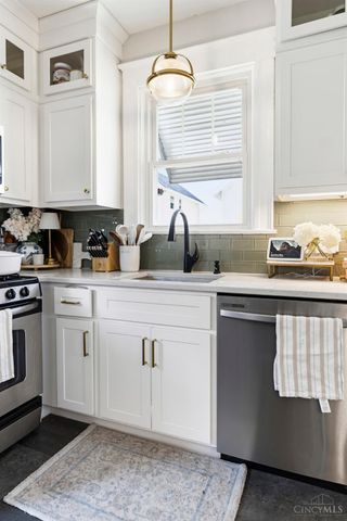 2711 Arbor Avenue, Cincinnati, OH 45209