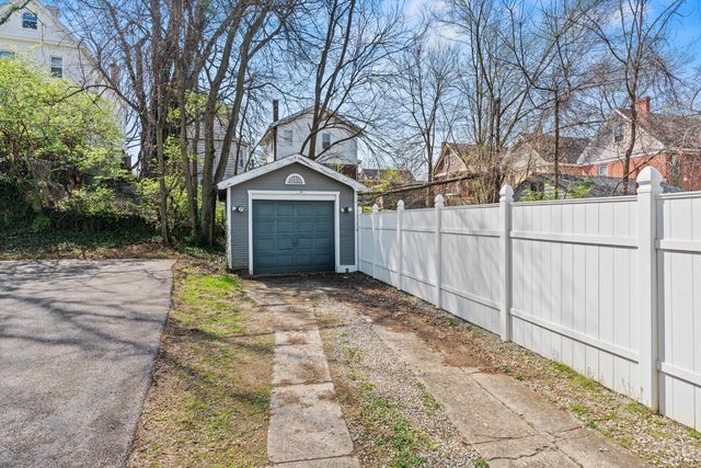 2711 Arbor Avenue, Cincinnati, OH 45209