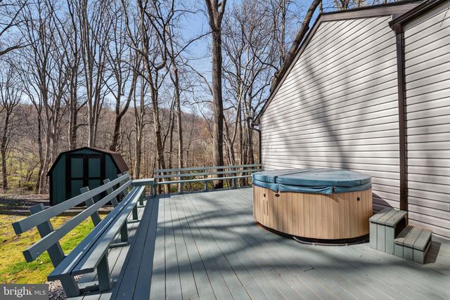 2343 HAY CREEK RD, Birdsboro, PA 19508