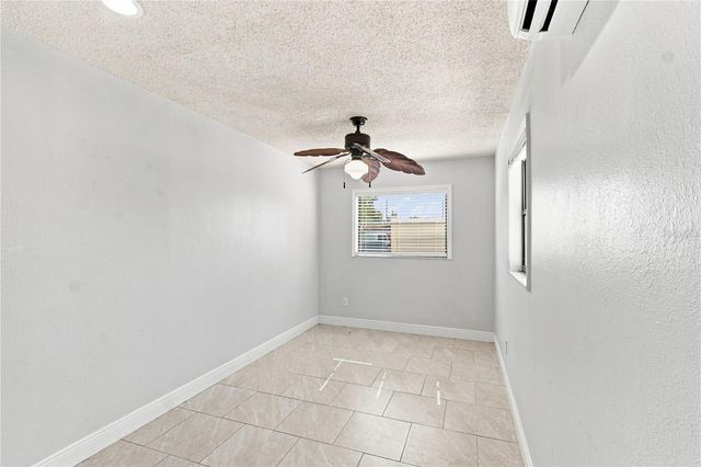 4606 BYERLE CIRCLE, Tampa, FL 33634