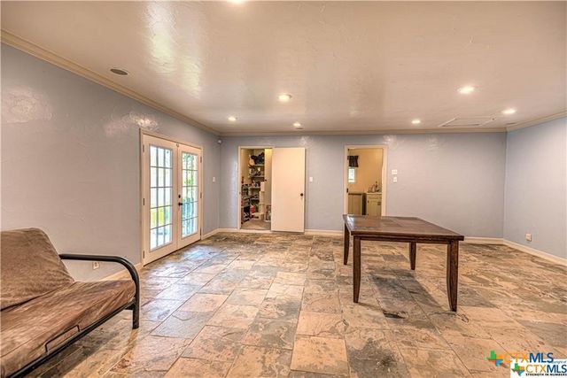 980 Thomas Arnold Road, Salado, TX 76571
