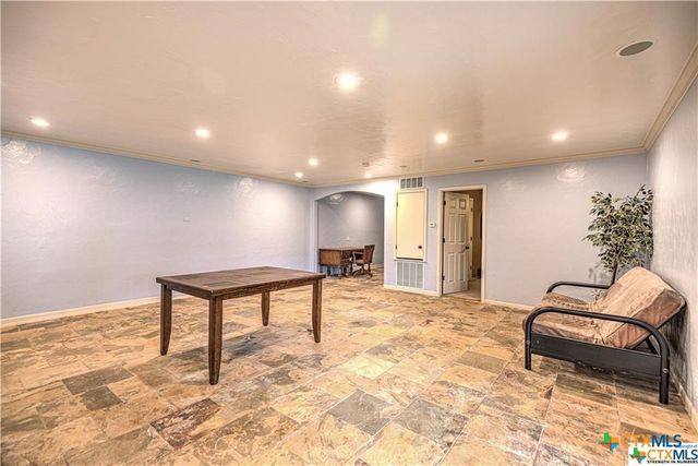 980 Thomas Arnold Road, Salado, TX 76571