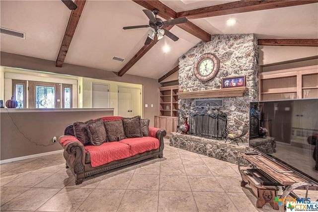 980 Thomas Arnold Road, Salado, TX 76571