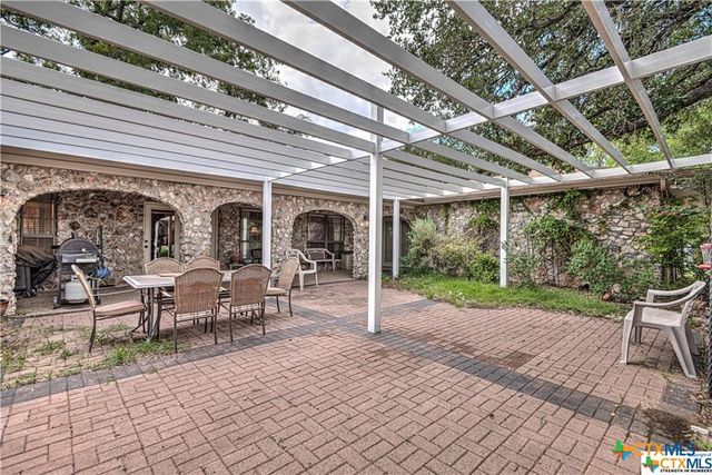 980 Thomas Arnold Road, Salado, TX 76571