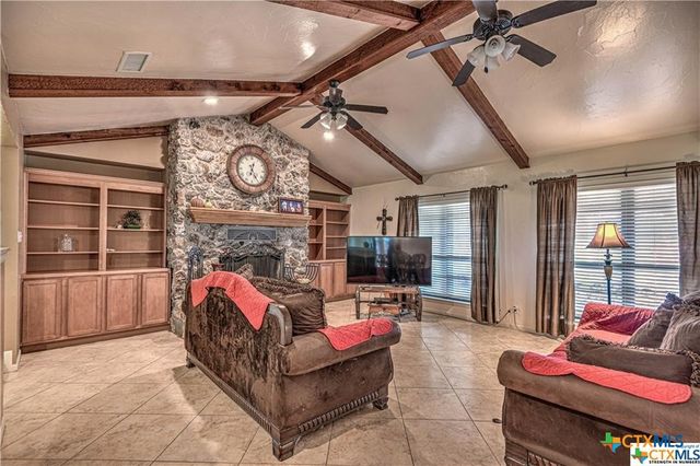 980 Thomas Arnold Road, Salado, TX 76571